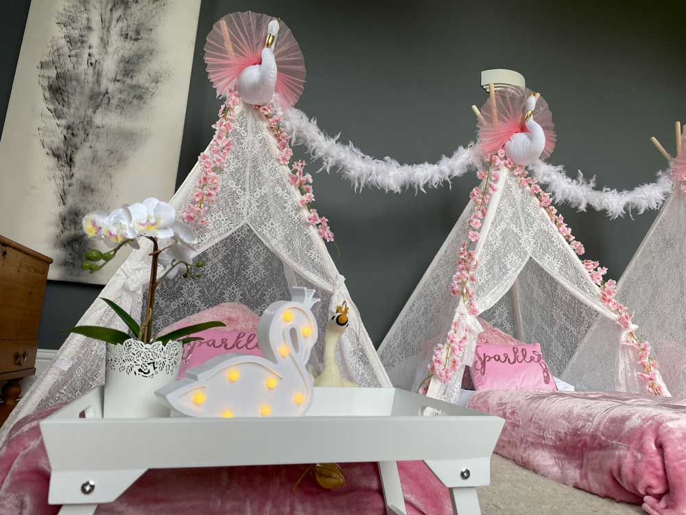 Hollywood Swan - Tutu & Sparkle Theme | The Pyjama Party Company